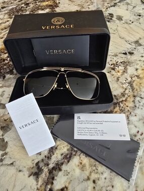 Versace AUTHENTIC  Gold Frame Sunglasses with Black Gradient Lenses NWT In Box